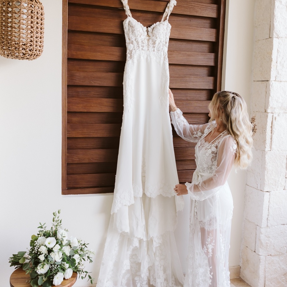 Kat the label getting ready robe